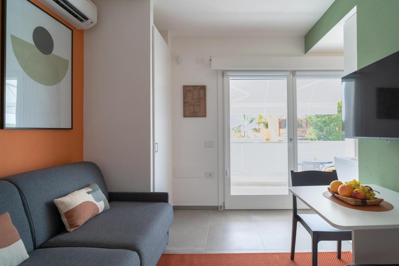 Louxory Accomodation Cagliari Apartamento Exterior foto